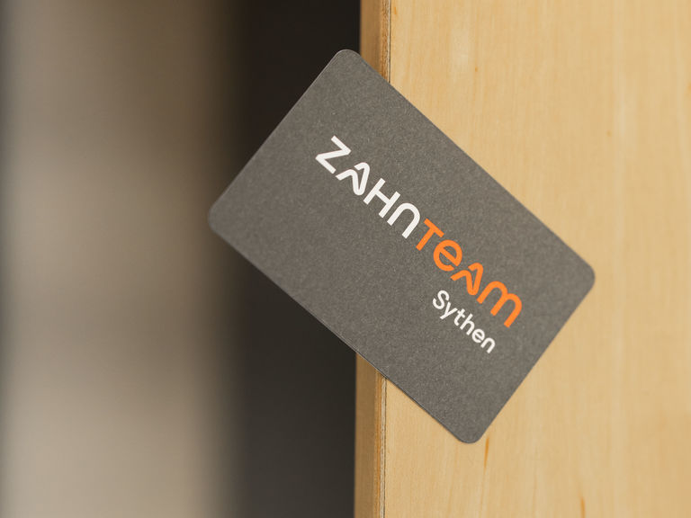 M:Brands: Visitenkarte des Zahnteams Sythen