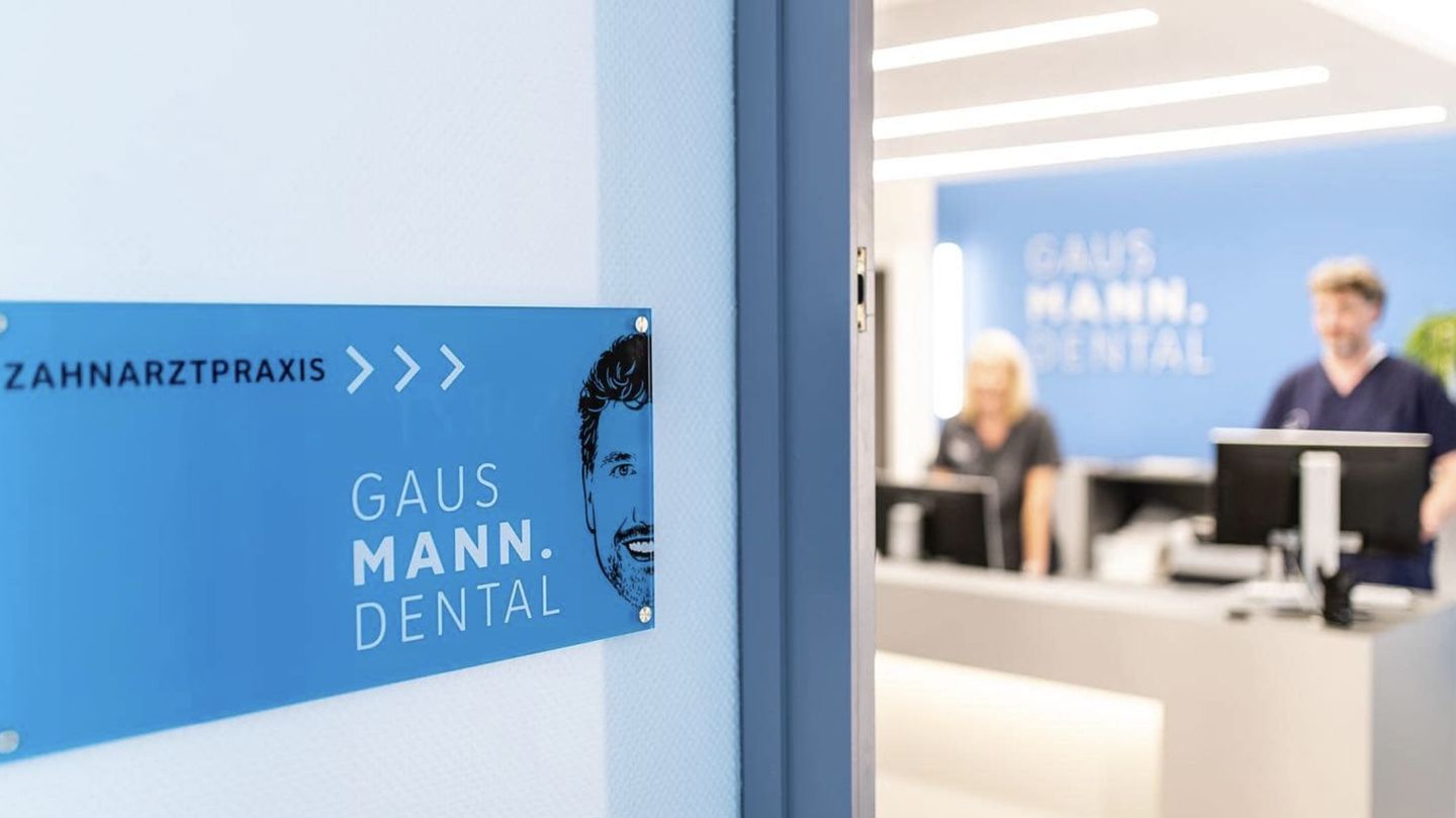 Gausmann.Dental - eine Marke, ein Logo
